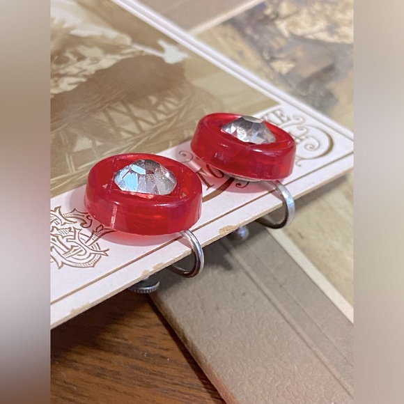 Vintage Early Plastic Red Lucite and Rhinestone Screw Back Earrings - Picture 2 of 8